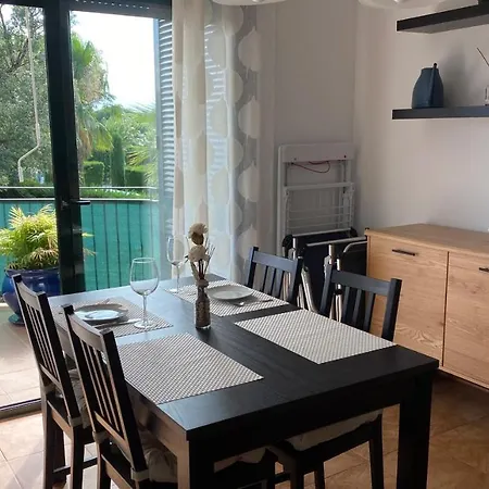 Pinea 12 D Appartement *
